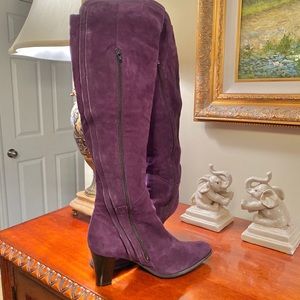 NEW Purple suede leather over knee boots Size 11